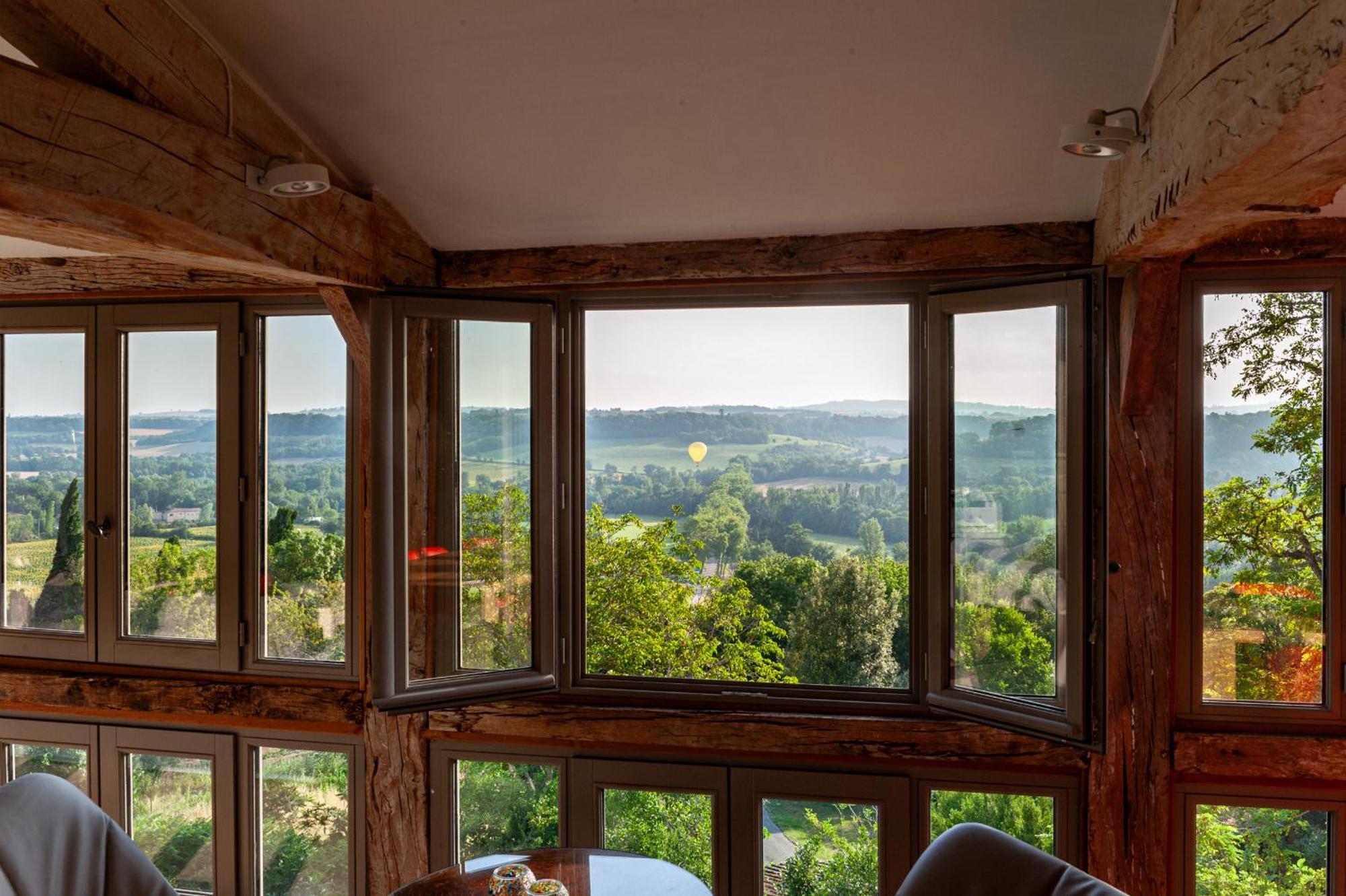 B&B La Mirande De Saint-Clar ภายนอก รูปภาพ