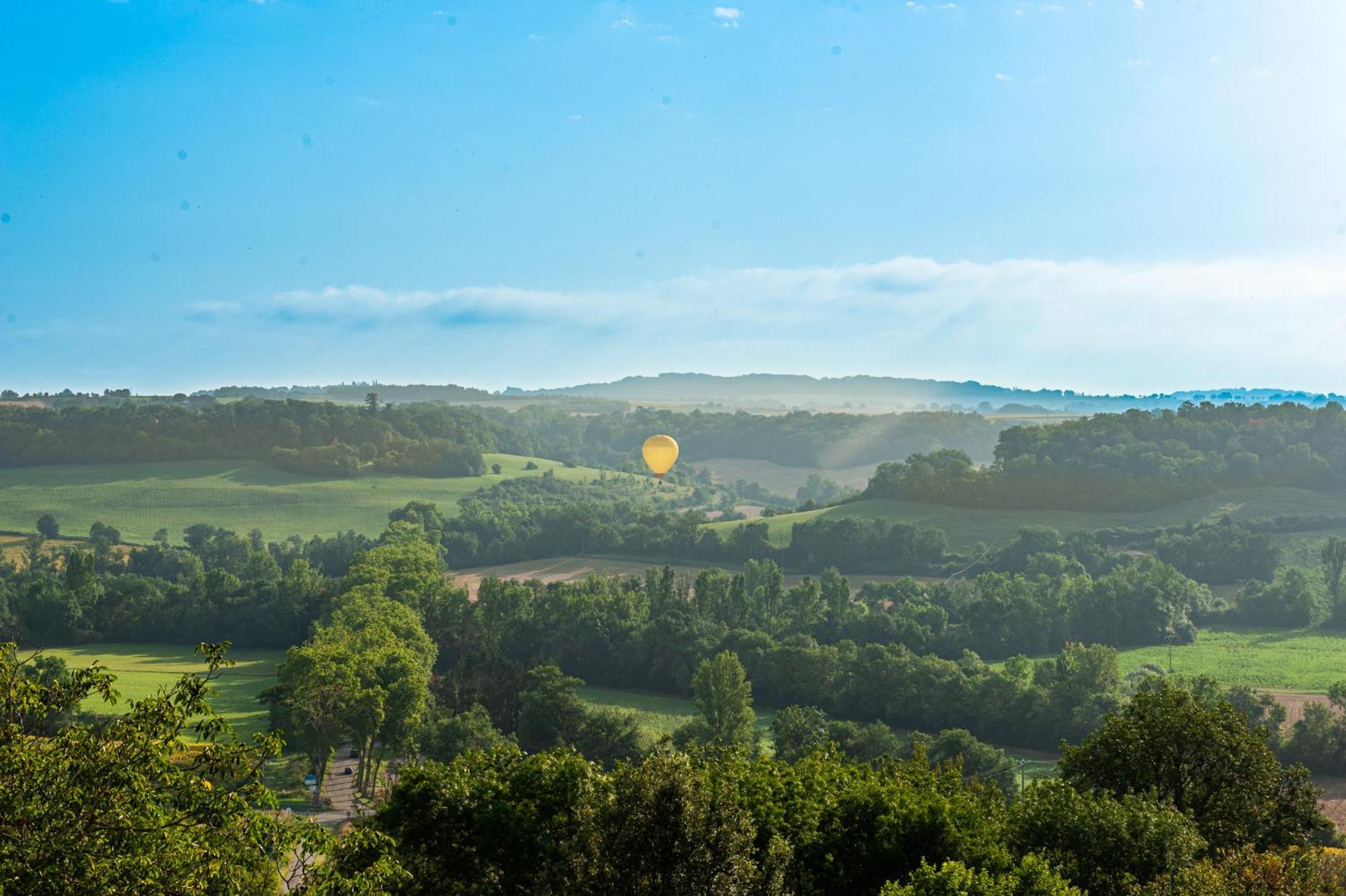 B&B La Mirande De Saint-Clar ภายนอก รูปภาพ