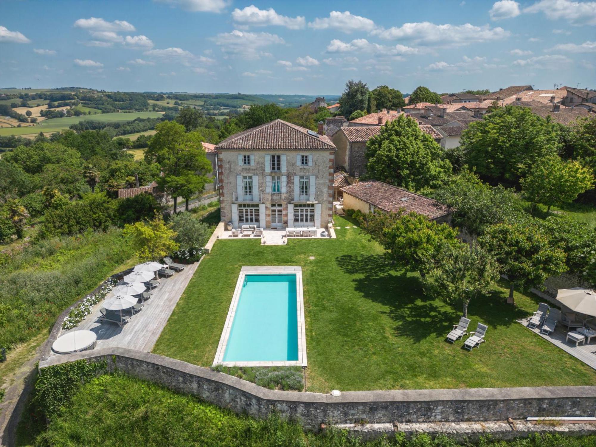 B&B La Mirande De Saint-Clar ภายนอก รูปภาพ